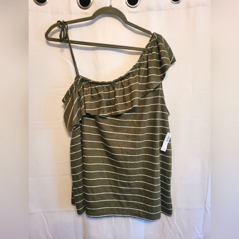 NWT Old Navy XL One shoulder top